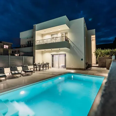 Villa Katmari With Private Heated Pool