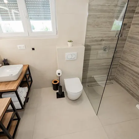 Katmari With Private Heated Pool *
