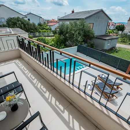 Vila Katmari With Private Heated Pool *