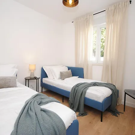 Vila Katmari With Private Heated Pool Kaštela